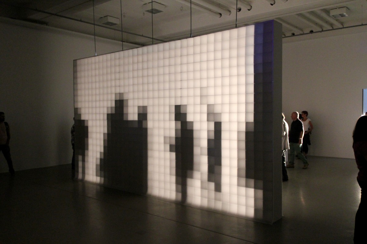 '0,16 - Aram Bartholl'